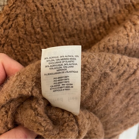 Aritzia Wilfred Free long-sleeve crop tops sweater in light brown and brown wool - Picture 6 of 6